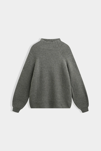 Rippstrickpullover mit voluminösen Ärmeln