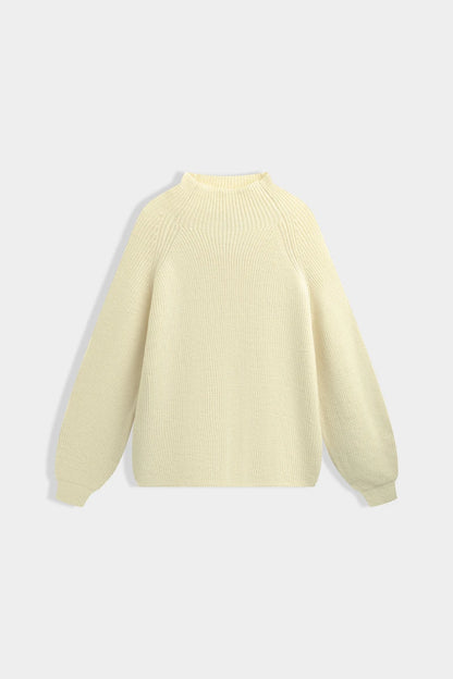 Rippstrickpullover mit voluminösen Ärmeln