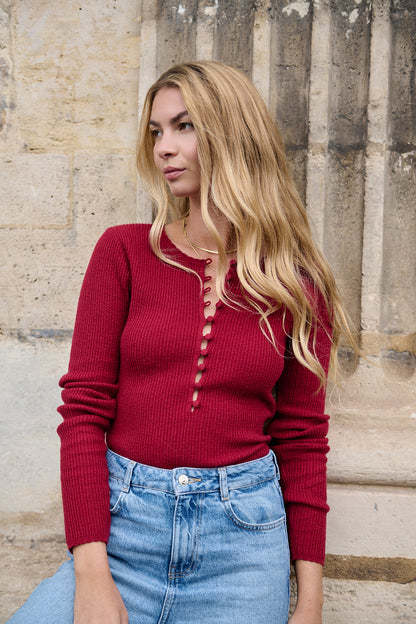 Gestrickter Woll-Baumwoll-Pullover