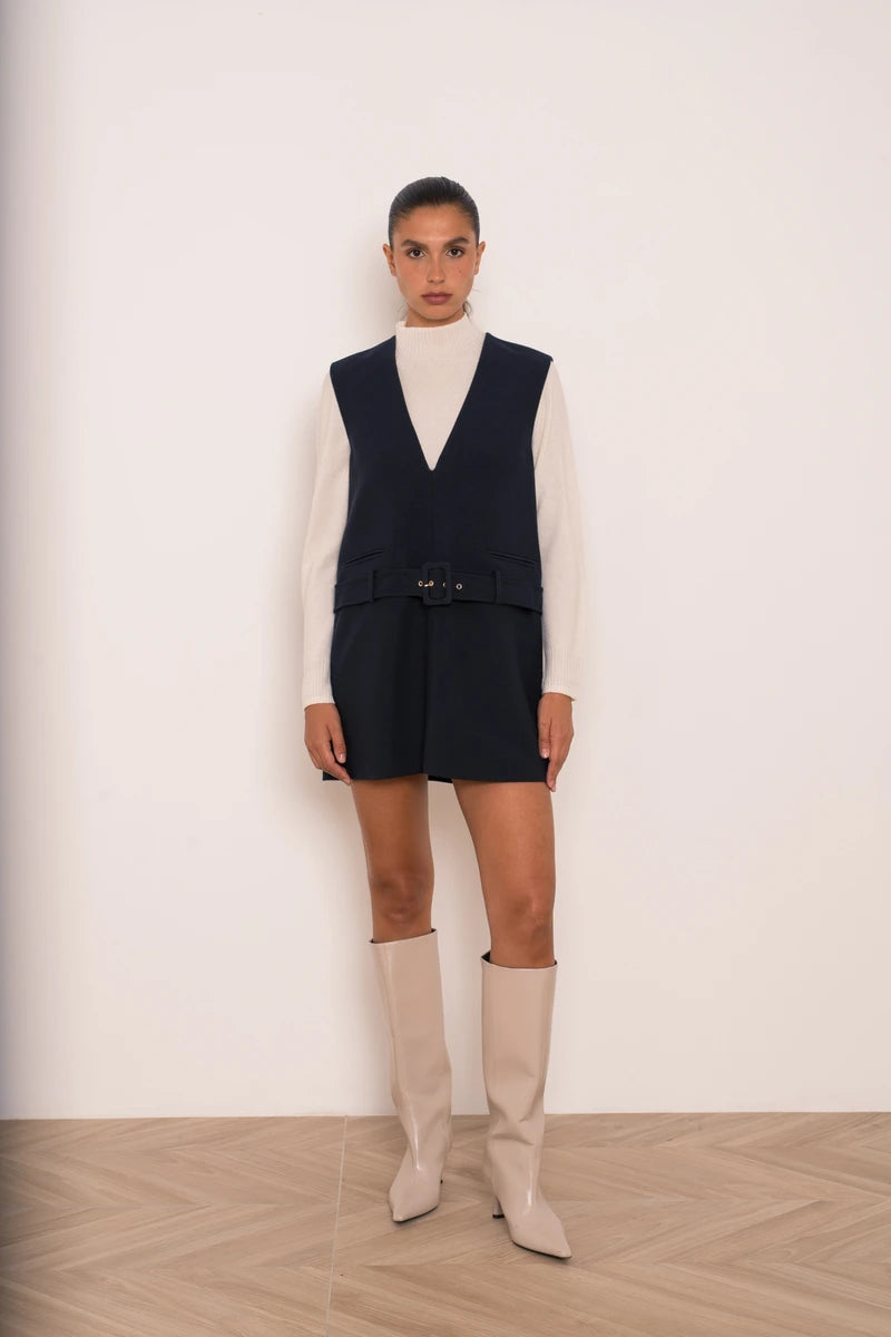 Gürtel-Trägerkleid