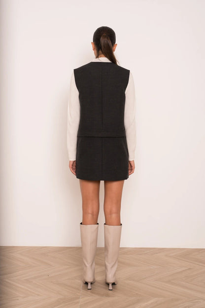 Gürtel-Trägerkleid