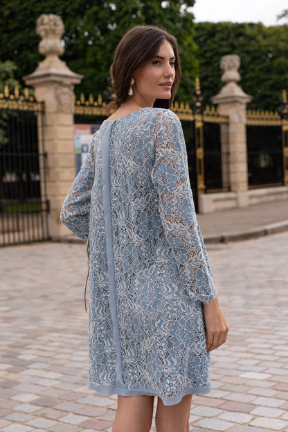 Romantisches Spitzenkleid