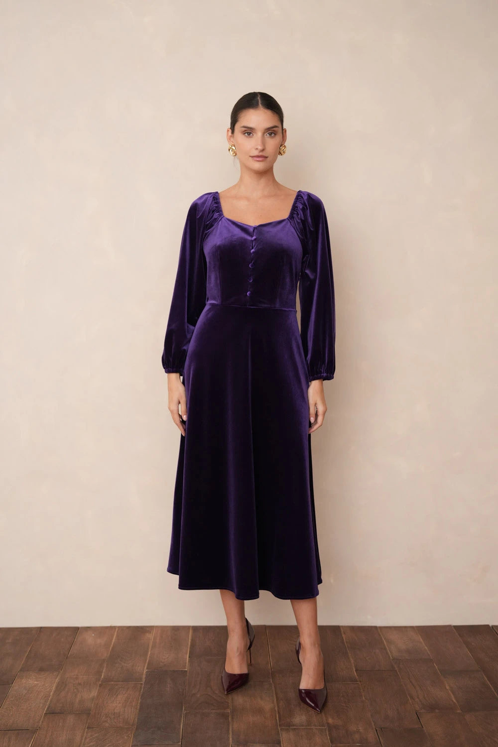 Midi Samtkleid mit Puffärmeln