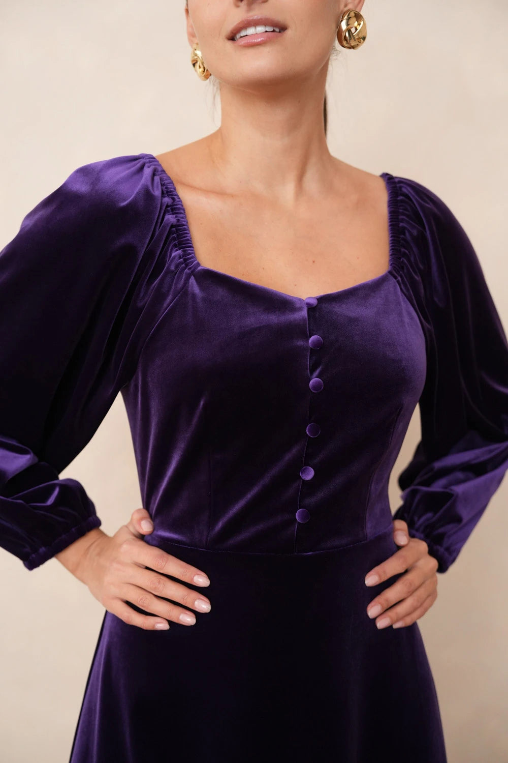 Midi Samtkleid mit Puffärmeln