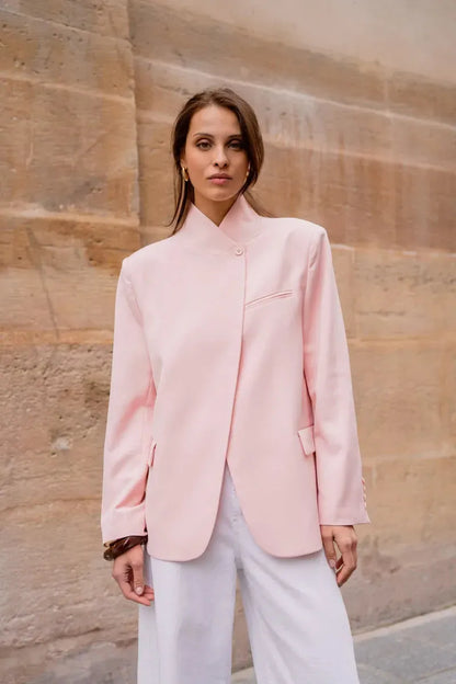 Strukturierter Blazer mit asymmetrischem Verschluss