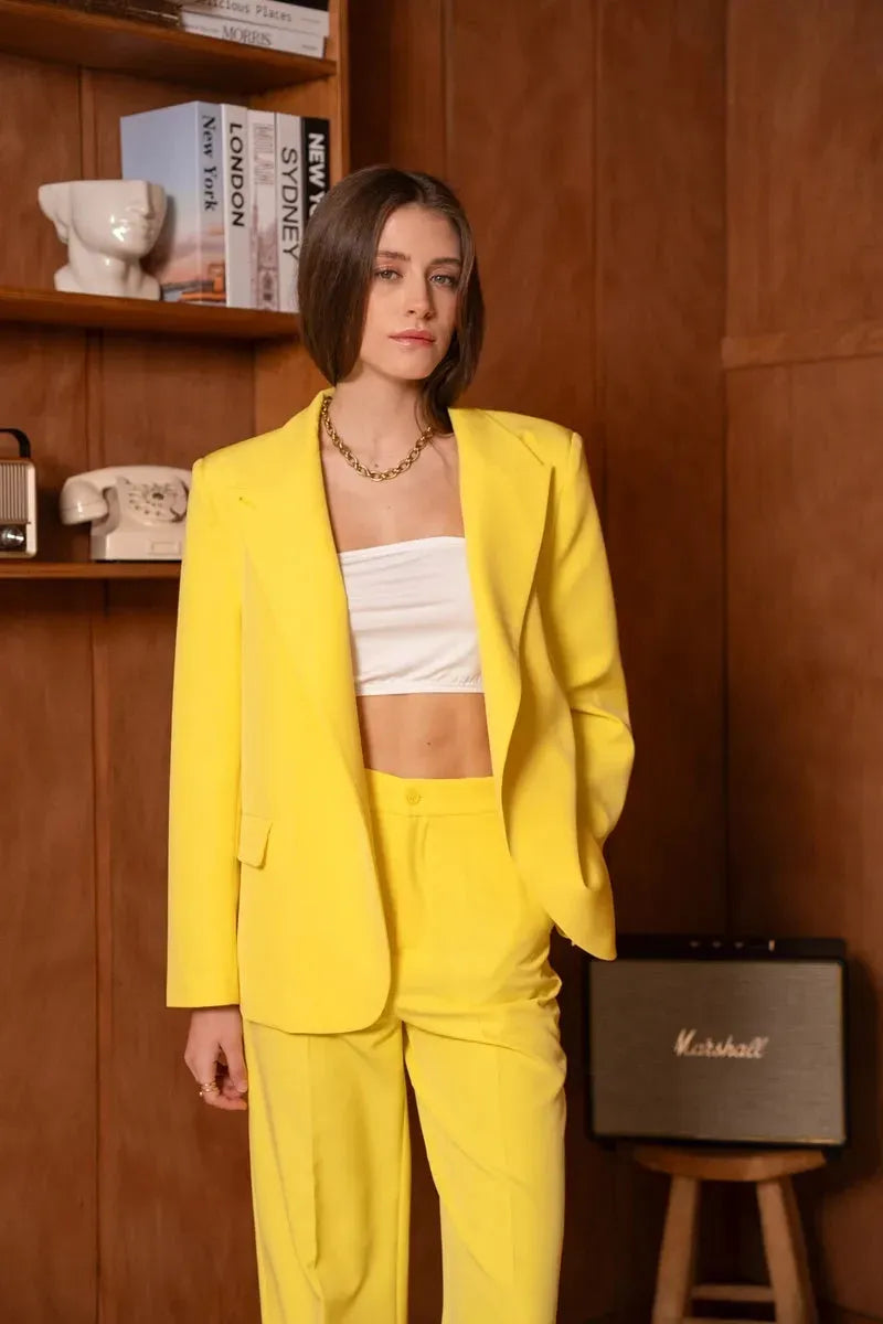 Strukturierter Blazer mit asymmetrischem Verschluss