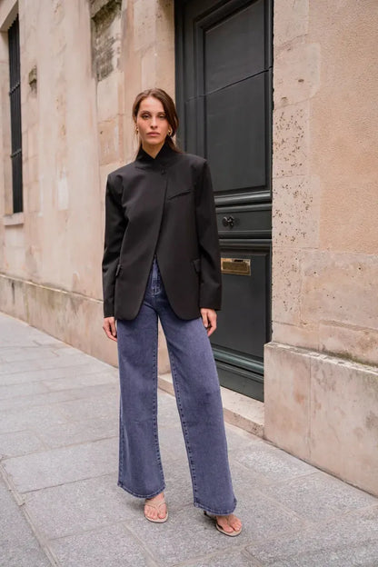 Strukturierter Blazer mit asymmetrischem Verschluss