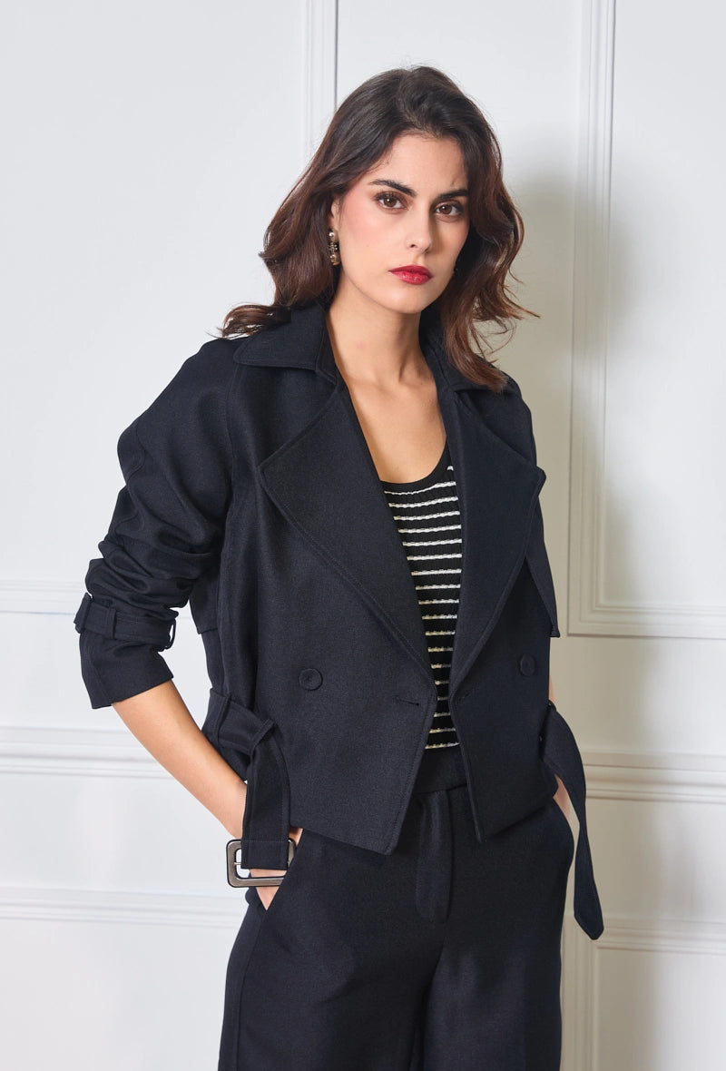 Kurzer zweireihiger Trenchcoat
