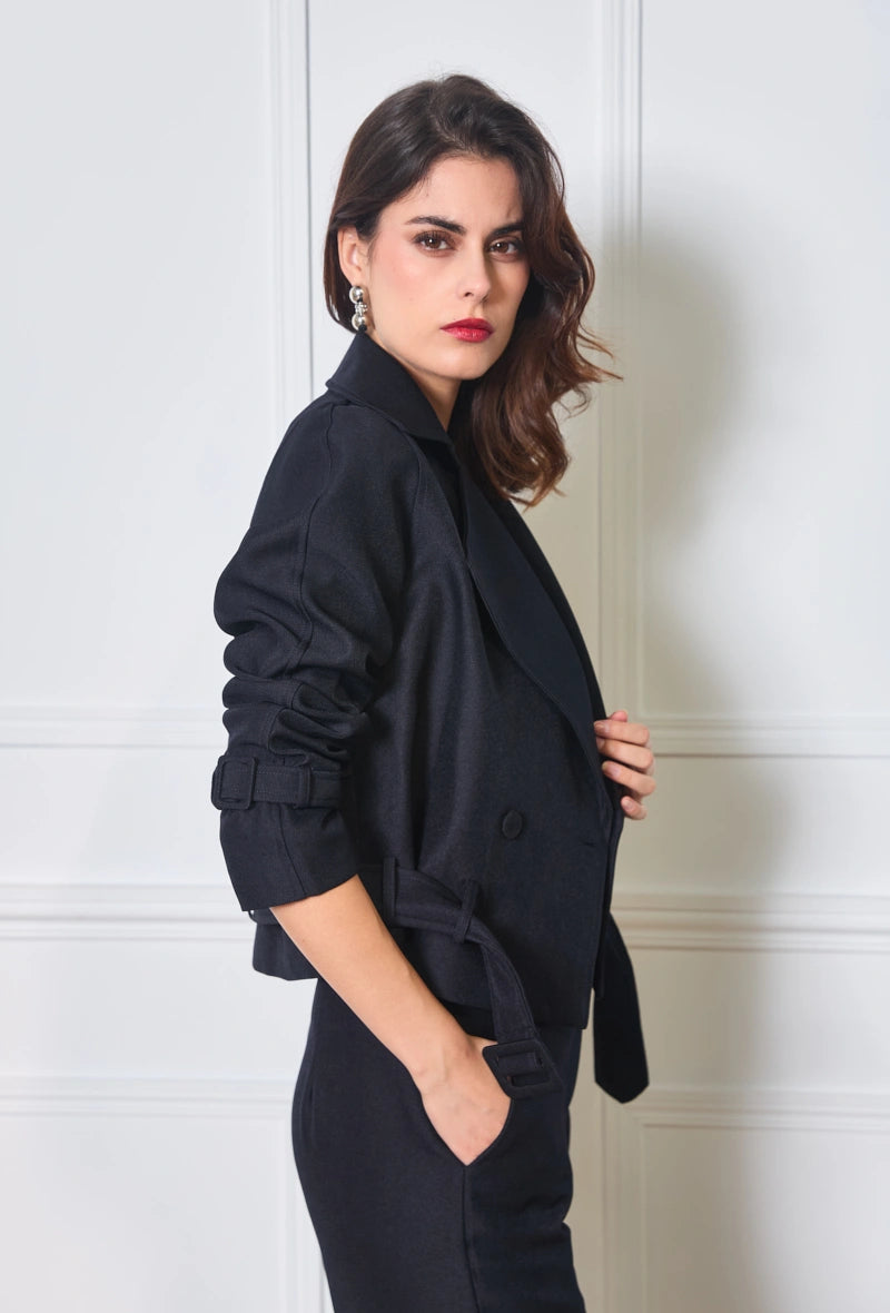Kurzer zweireihiger Trenchcoat