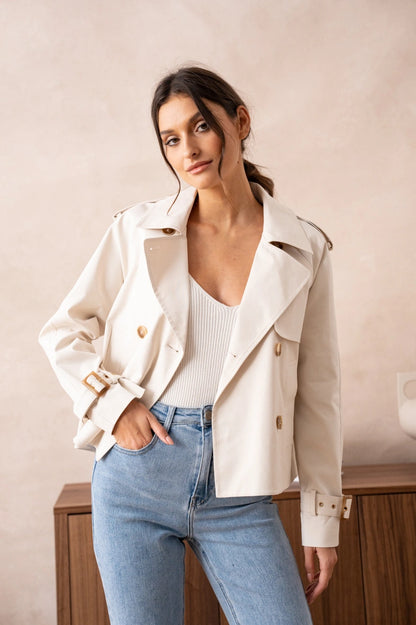 Gekürzter Trenchcoat