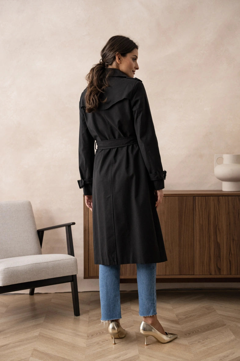 Langer, schlichter Trenchcoat mit Gürtel