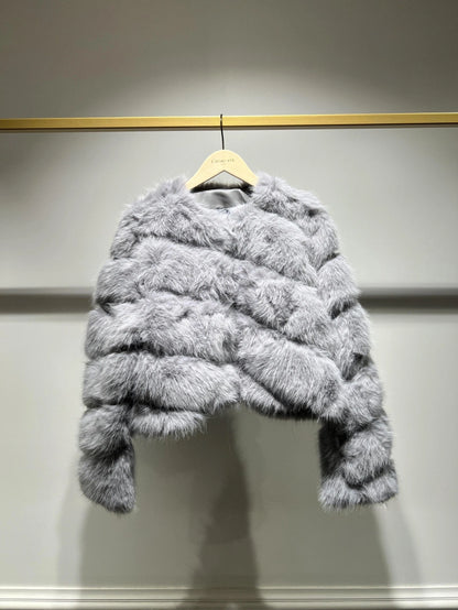 Kurze Kunstpelzjacke