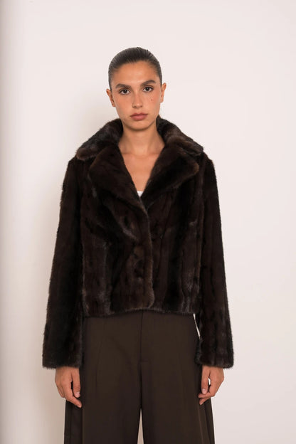 Kurze Jacke mit Kunstfell-Marmorierung