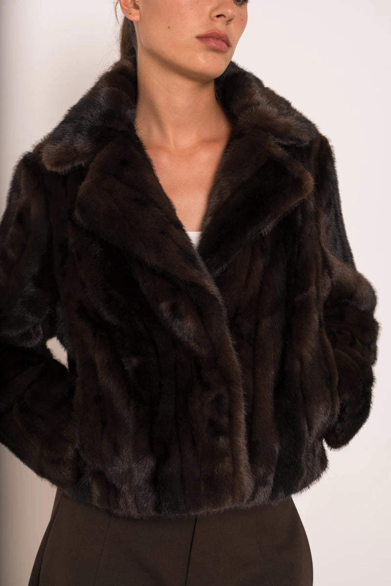Kurze Jacke mit Kunstfell-Marmorierung