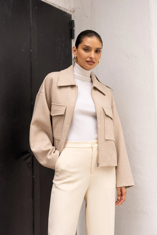 Kurze Jacke aus Wollmischung