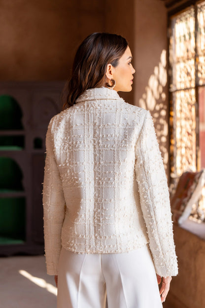 Kurz geschnittene Tweedjacke
