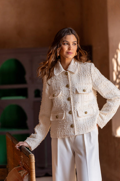 Kurz geschnittene Tweedjacke