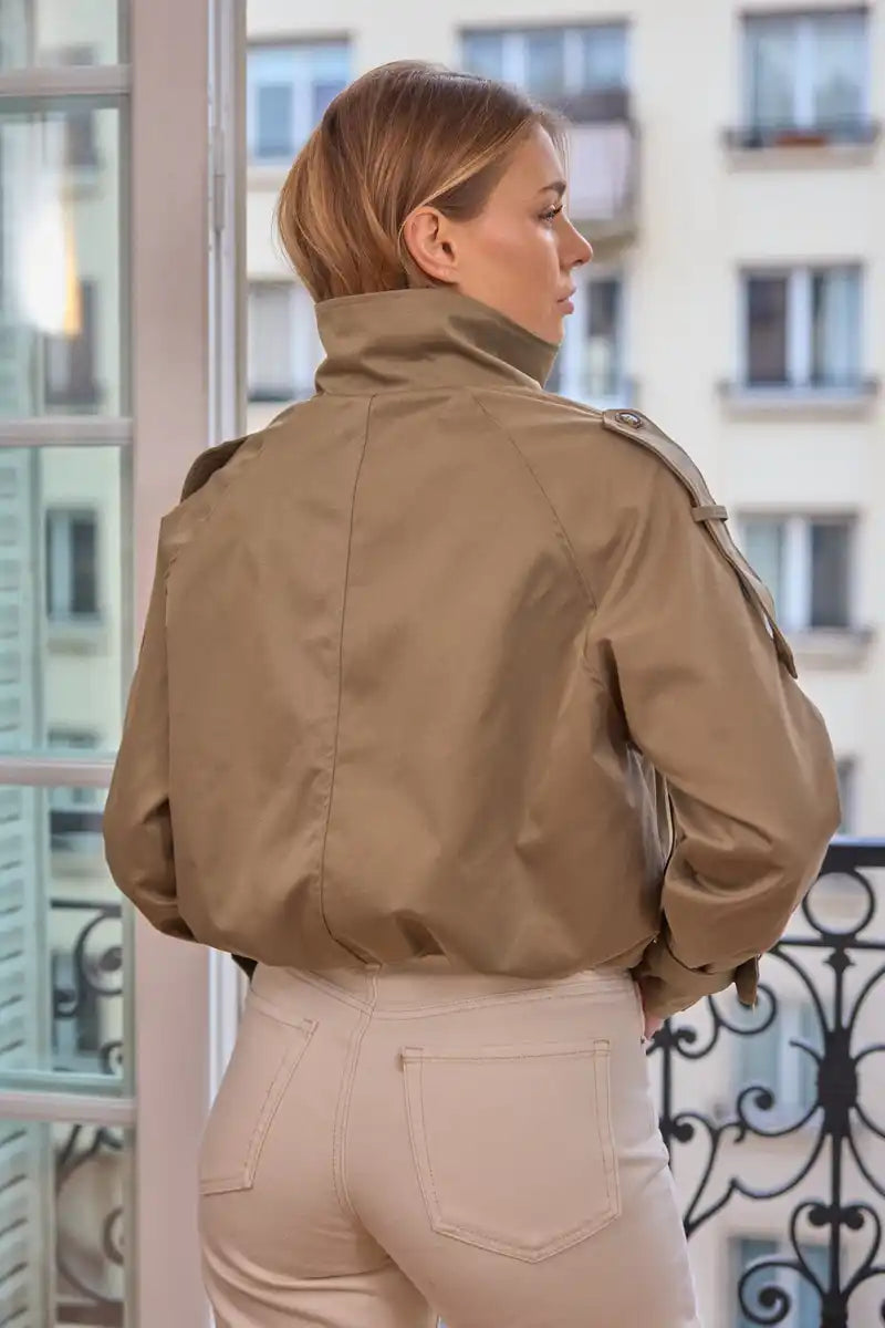 Crossover-Jacke mit Satin-Finish