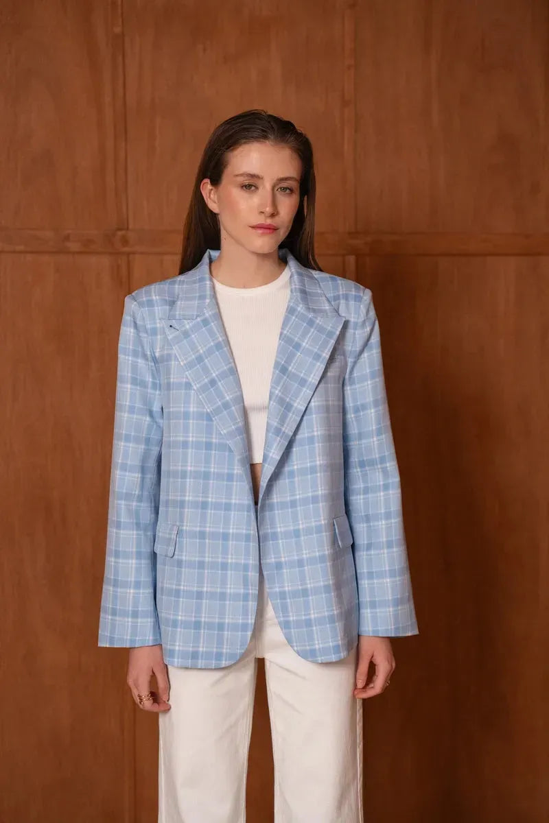 Strukturierter Karo-Blazer mit asymmetrischem Stehkragen