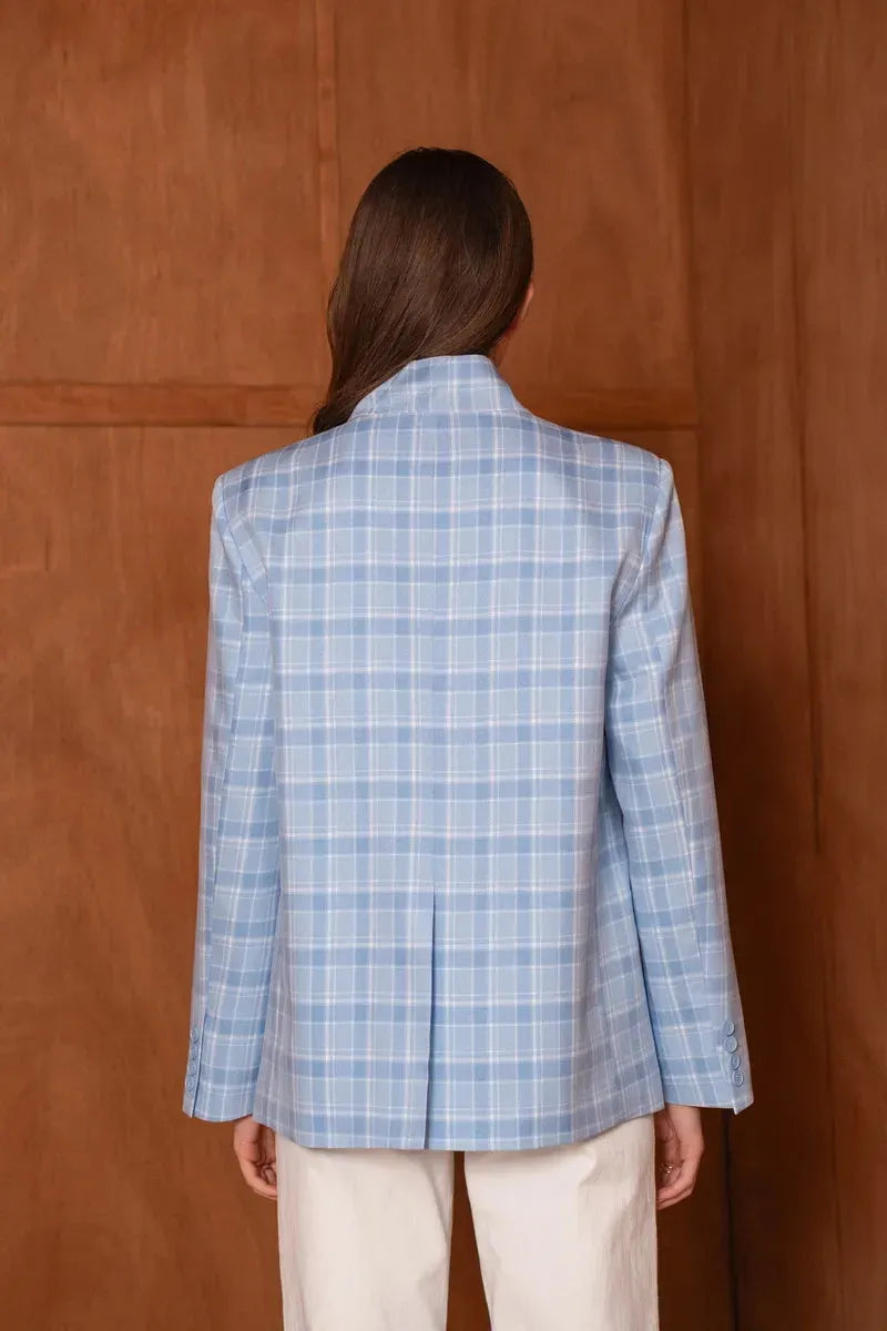 Strukturierter Karo-Blazer mit asymmetrischem Stehkragen
