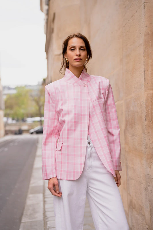Strukturierter Karo-Blazer mit asymmetrischem Stehkragen
