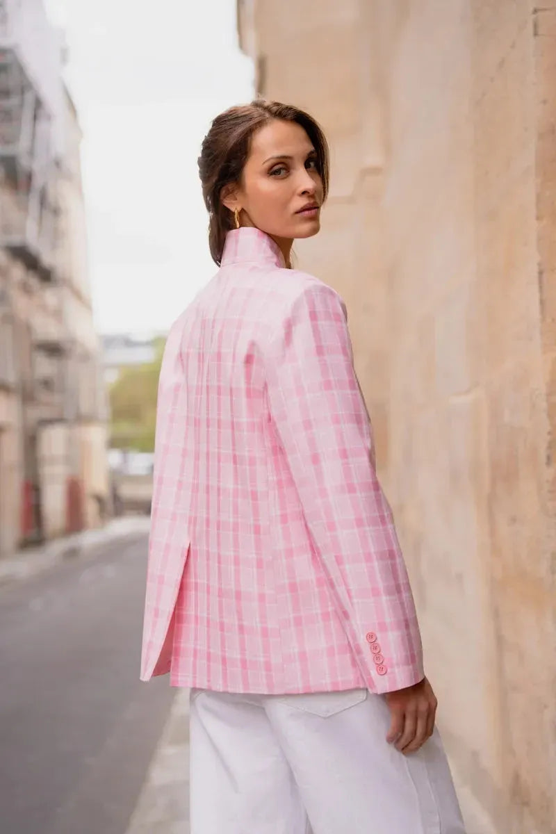 Strukturierter Karo-Blazer mit asymmetrischem Stehkragen