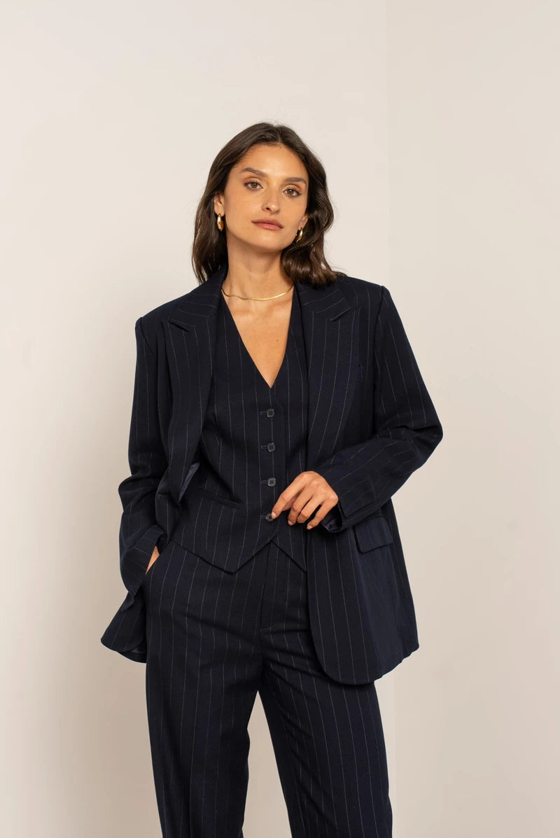Oversize-Blazer mit feinen Streifen