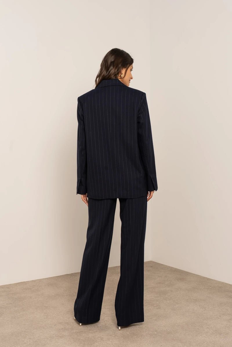 Oversize-Blazer mit feinen Streifen