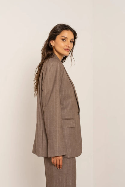 Oversize-Blazer mit feinen Streifen