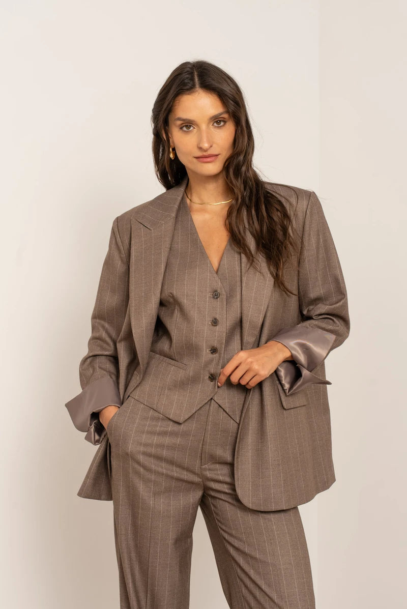 Oversize-Blazer mit feinen Streifen