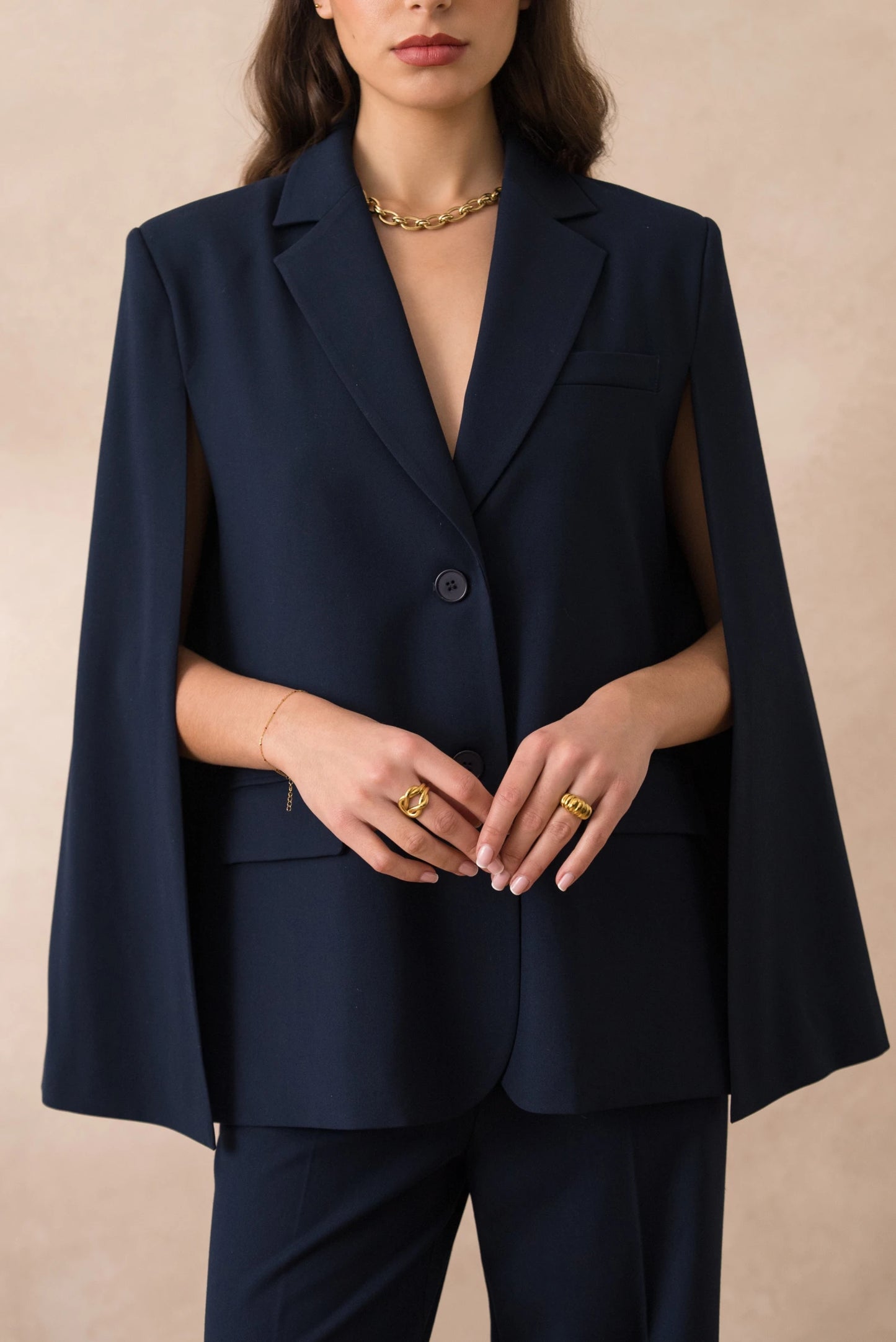 Oversize-Cape mit erstklassigen Details